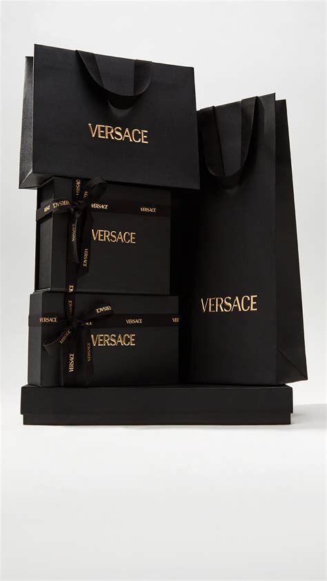 versace free gift with purchase